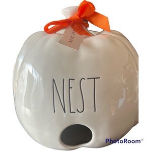 New Rae Dunn Pumpkin bird house NEST